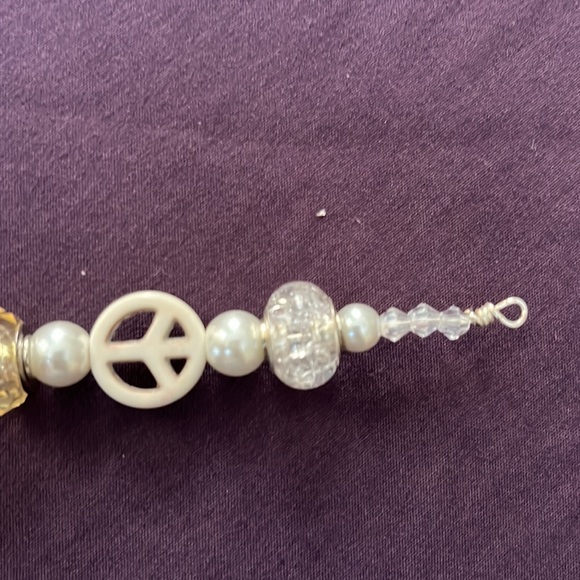 Zipper pull - hand crafted - white - oops edition - Picture 4 of 4